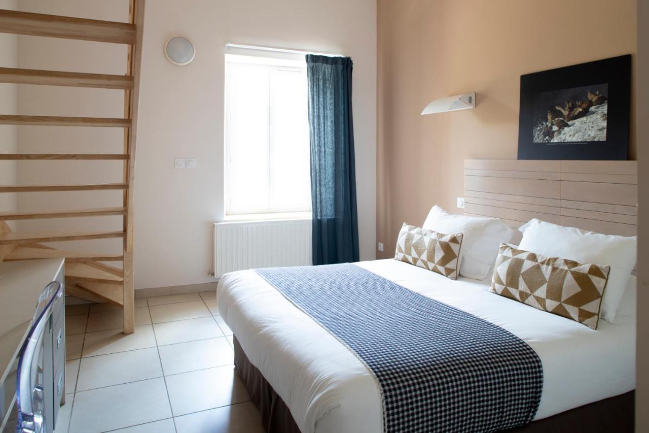Auberge Des Baronnies L'Epine  Екстер'єр фото